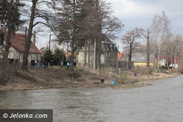 oczyscili-rzeke-bobr-ze-smieci-w-janowicach-wielkich-foto-45883