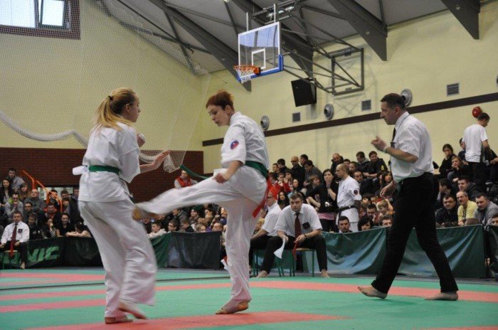 jeleniogorski-klub-oyama-z-sukcesami-foto-45936