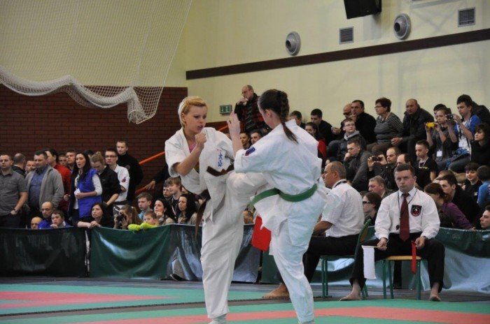jeleniogorski-klub-oyama-z-sukcesami-foto-45936