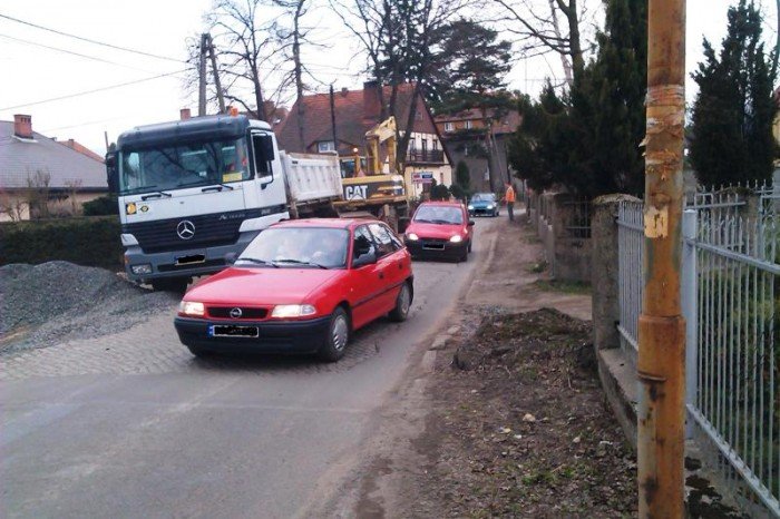 czytelnik-kierowcy-omijajcie-ul-wojewodzka-foto-45977