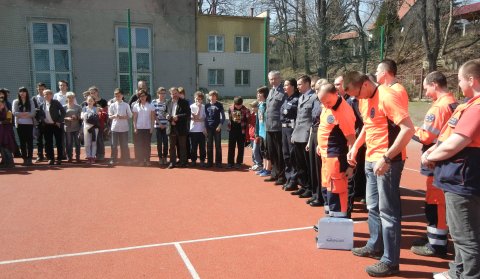 uczniowie-zdali-egzamin-z-wiedzy-o-bezpieczenstwie-foto-46026