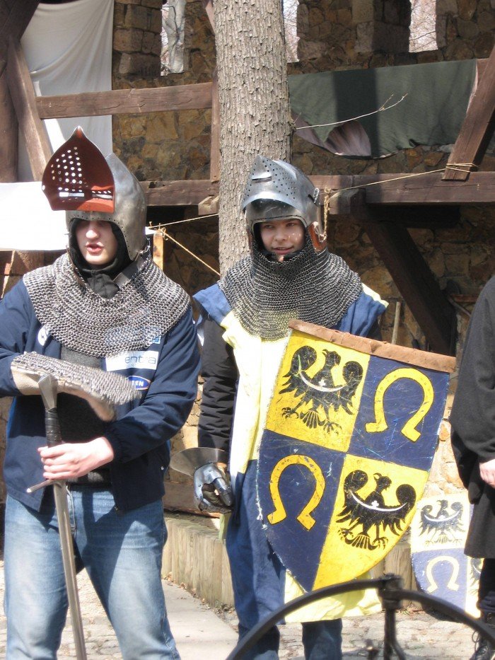dotyk-historii-w-murach-zamku-ksiaz-foto-46085
