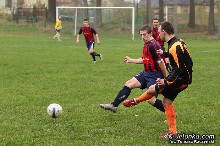 lotnik-w-koncu-skuteczny-porazka-piasta-po-walce-foto-46165