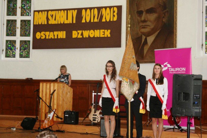 tak-abiturienci-zeroma-zegnali-sie-ze-swoja-szkoa-foto-46171