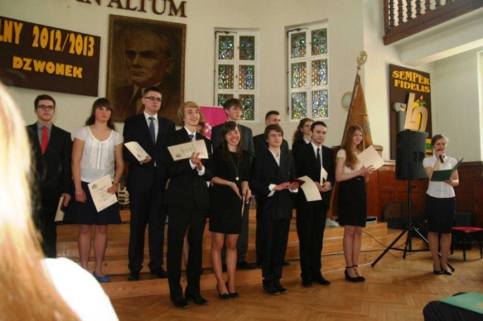 tak-abiturienci-zeroma-zegnali-sie-ze-swoja-szkoa-foto-46171