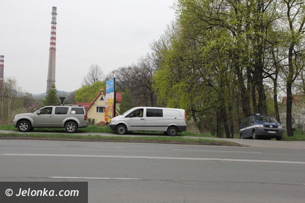 grillowanie-pitow-na-znak-protestu-przy-urzedzie-skarbowym-w-jeleniej-gorze-foto-46220