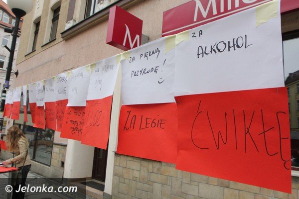 happening-na-deptaku-za-co-jeleniogorzanie-kochaja-polske-foto-46261