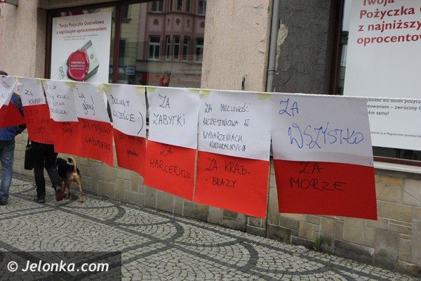 happening-na-deptaku-za-co-jeleniogorzanie-kochaja-polske-foto-46261