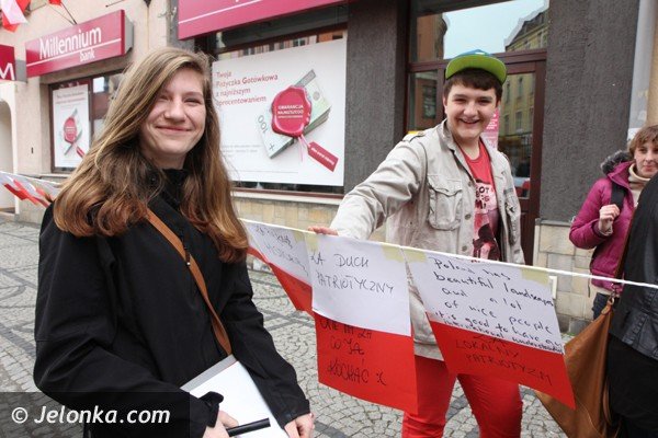 happening-na-deptaku-za-co-jeleniogorzanie-kochaja-polske-foto-46261