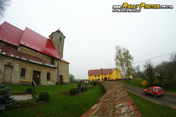 jeleniogorzanie-z-tarcza-w-galaxy-grs-rally-luzicke-hory-foto-46271