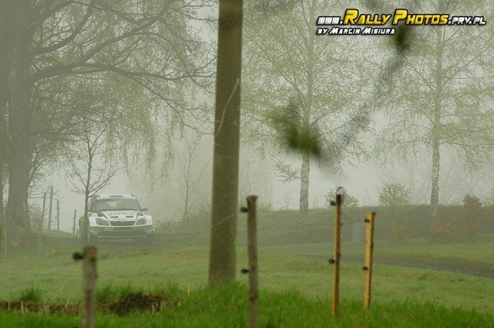 jeleniogorzanie-z-tarcza-w-galaxy-grs-rally-luzicke-hory-foto-46271