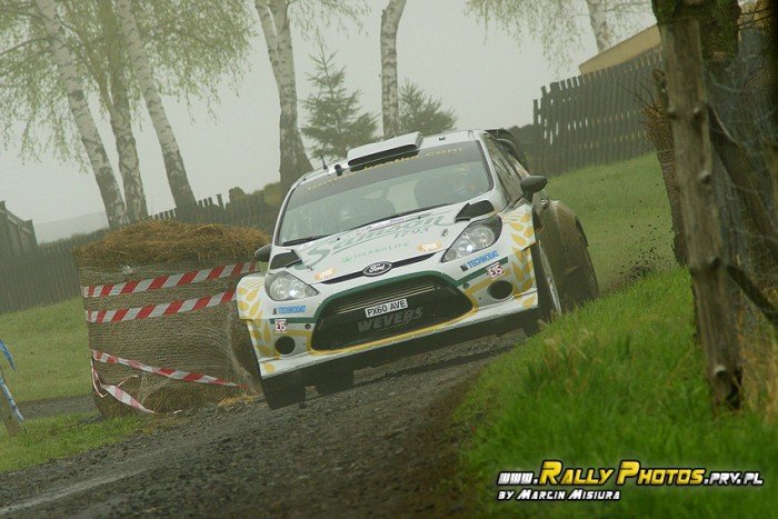 jeleniogorzanie-z-tarcza-w-galaxy-grs-rally-luzicke-hory-foto-46271