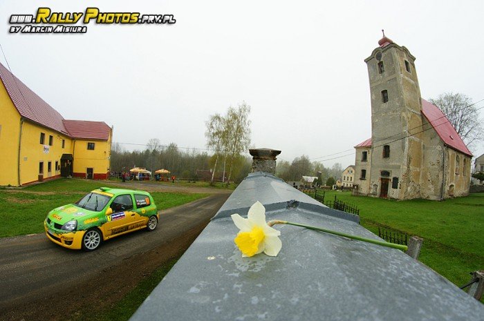 jeleniogorzanie-z-tarcza-w-galaxy-grs-rally-luzicke-hory-foto-46271