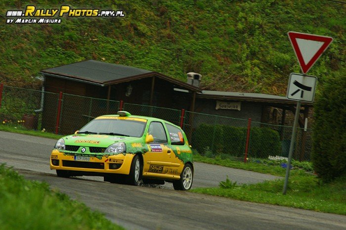jeleniogorzanie-z-tarcza-w-galaxy-grs-rally-luzicke-hory-foto-46271