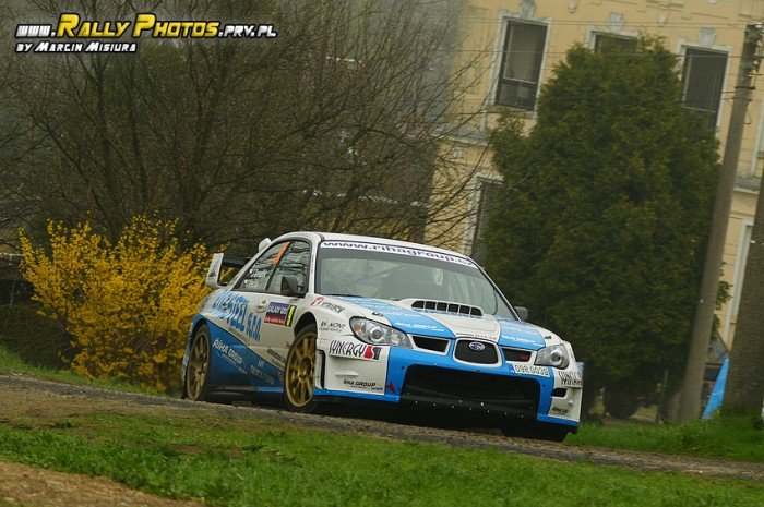 jeleniogorzanie-z-tarcza-w-galaxy-grs-rally-luzicke-hory-foto-46271