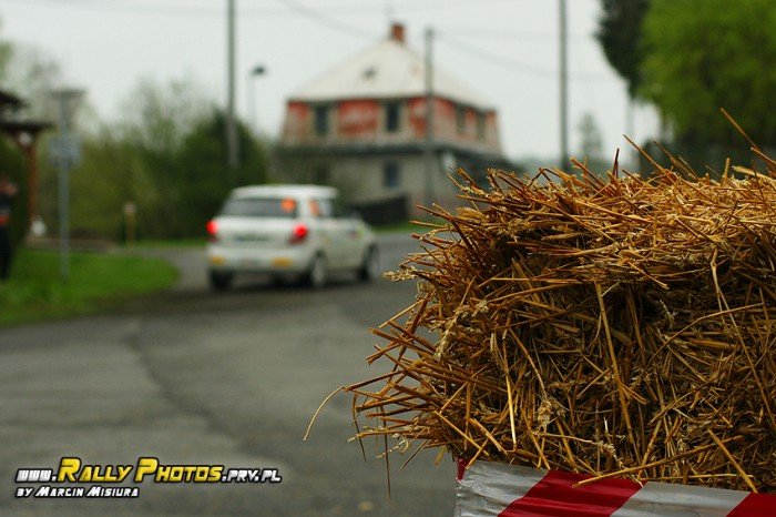 jeleniogorzanie-z-tarcza-w-galaxy-grs-rally-luzicke-hory-foto-46271