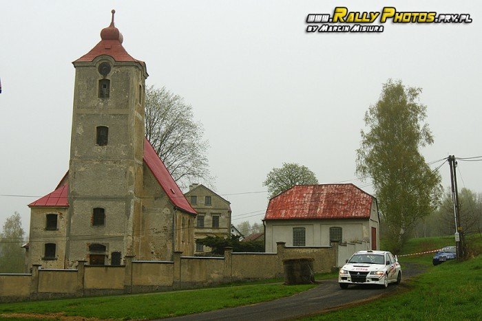 jeleniogorzanie-z-tarcza-w-galaxy-grs-rally-luzicke-hory-foto-46271