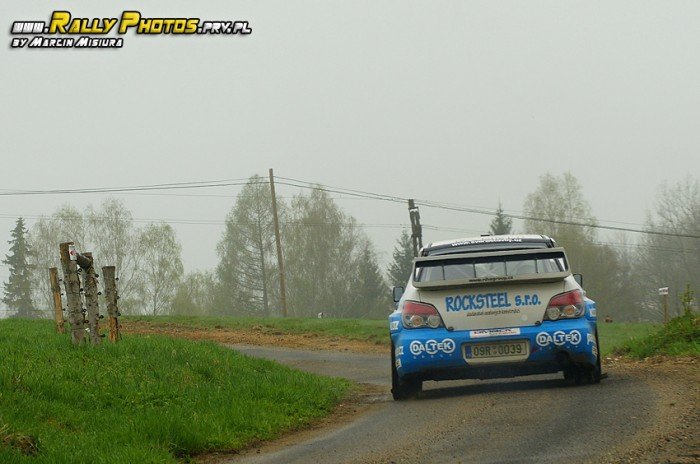 jeleniogorzanie-z-tarcza-w-galaxy-grs-rally-luzicke-hory-foto-46271