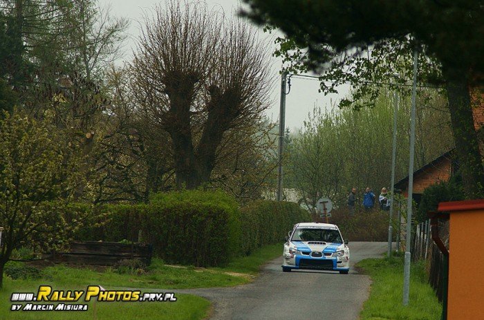 jeleniogorzanie-z-tarcza-w-galaxy-grs-rally-luzicke-hory-foto-46271