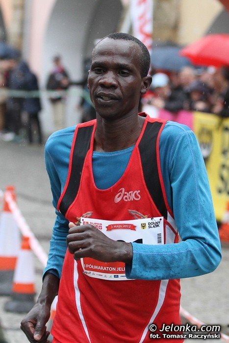 kenijczycy-wygrywaja-i-pomaraton-jeleniogorski-foto-46273