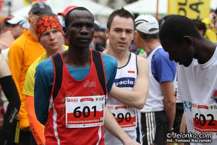 kenijczycy-wygrywaja-i-pomaraton-jeleniogorski-foto-46273