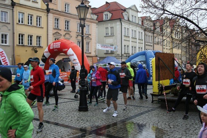 kenijczycy-wygrywaja-i-pomaraton-jeleniogorski-foto-46273