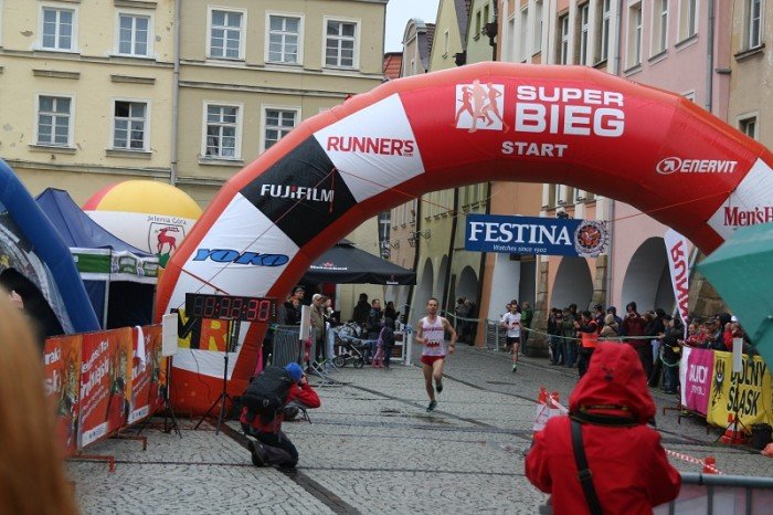 kenijczycy-wygrywaja-i-pomaraton-jeleniogorski-foto-46273