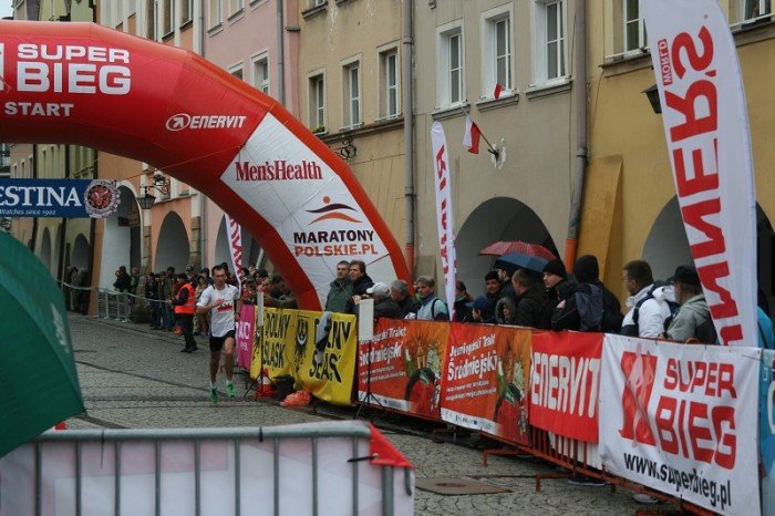 kenijczycy-wygrywaja-i-pomaraton-jeleniogorski-foto-46273