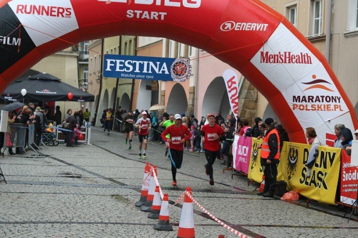 kenijczycy-wygrywaja-i-pomaraton-jeleniogorski-foto-46273