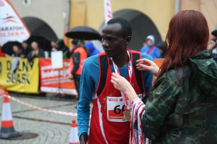 kenijczycy-wygrywaja-i-pomaraton-jeleniogorski-foto-46273