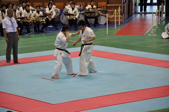 rafa-majda-wzia-udzia-w-swiatowym-turnieju-karate-w-japonii-foto-46285