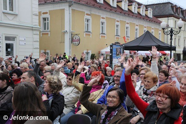 po-kabaretonie-w-cieplicach-ale-byo-wesoo-foto-46287