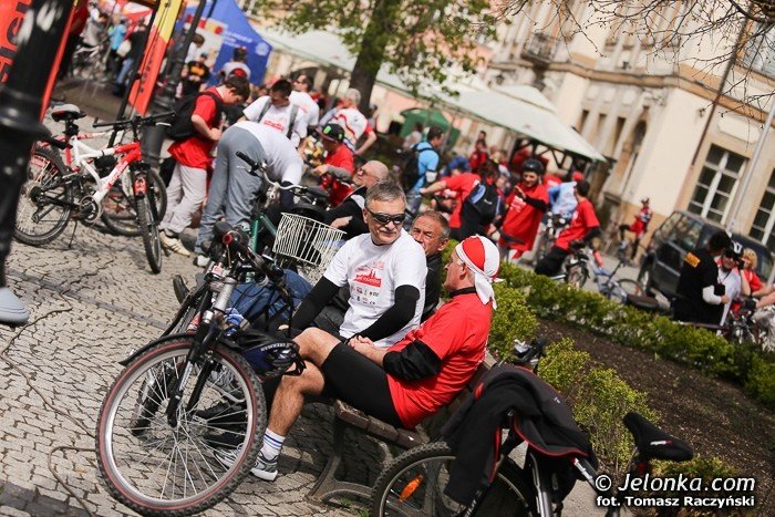 biaoczerwona-parada-na-rowerach-w-swietnych-humorach-foto-46292