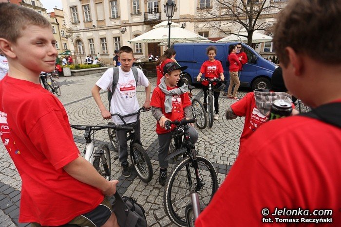 biaoczerwona-parada-na-rowerach-w-swietnych-humorach-foto-46292