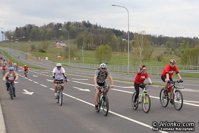 biaoczerwona-parada-na-rowerach-w-swietnych-humorach-foto-46292