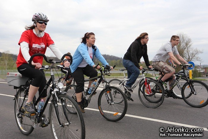 biaoczerwona-parada-na-rowerach-w-swietnych-humorach-foto-46292