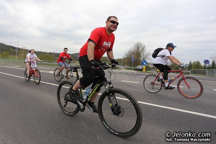 biaoczerwona-parada-na-rowerach-w-swietnych-humorach-foto-46292