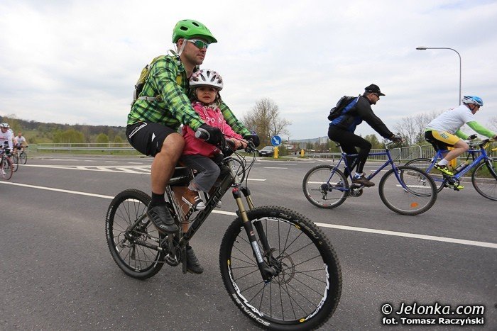 biaoczerwona-parada-na-rowerach-w-swietnych-humorach-foto-46292