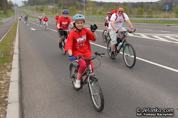 biaoczerwona-parada-na-rowerach-w-swietnych-humorach-foto-46292