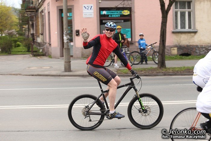 biaoczerwona-parada-na-rowerach-w-swietnych-humorach-foto-46292