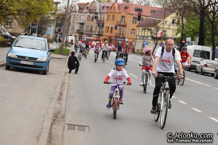 biaoczerwona-parada-na-rowerach-w-swietnych-humorach-foto-46292