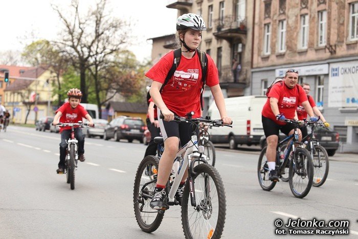 biaoczerwona-parada-na-rowerach-w-swietnych-humorach-foto-46292