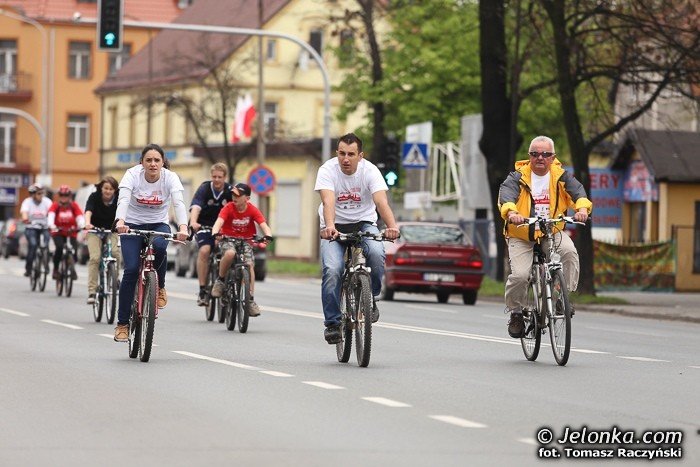 biaoczerwona-parada-na-rowerach-w-swietnych-humorach-foto-46292