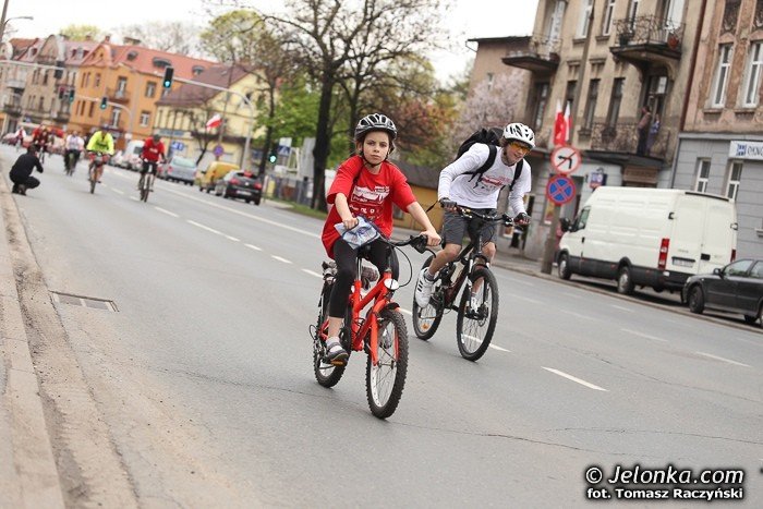 biaoczerwona-parada-na-rowerach-w-swietnych-humorach-foto-46292