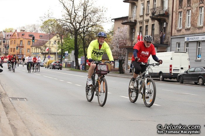 biaoczerwona-parada-na-rowerach-w-swietnych-humorach-foto-46292