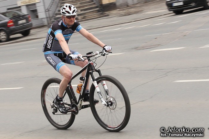 biaoczerwona-parada-na-rowerach-w-swietnych-humorach-foto-46292