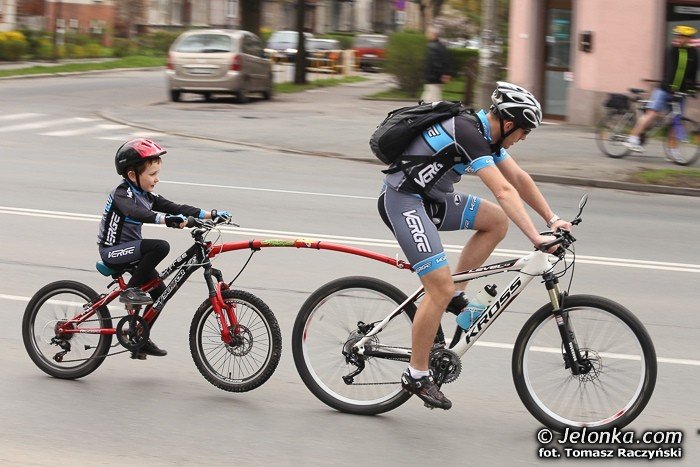biaoczerwona-parada-na-rowerach-w-swietnych-humorach-foto-46292