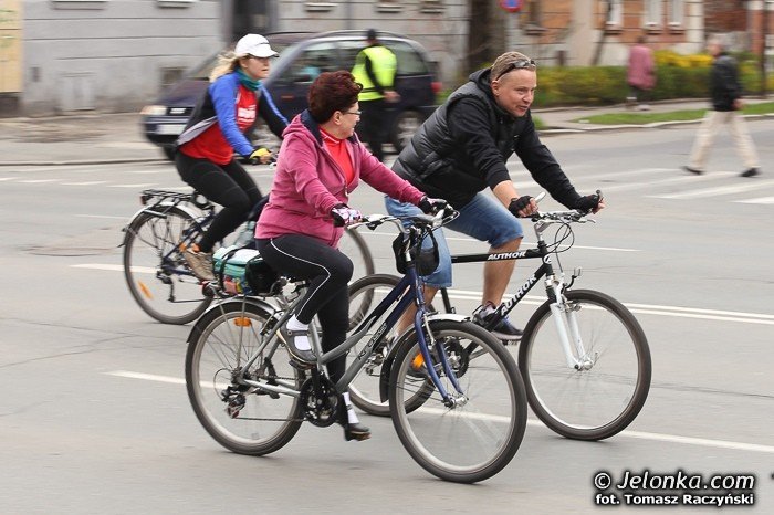 biaoczerwona-parada-na-rowerach-w-swietnych-humorach-foto-46292