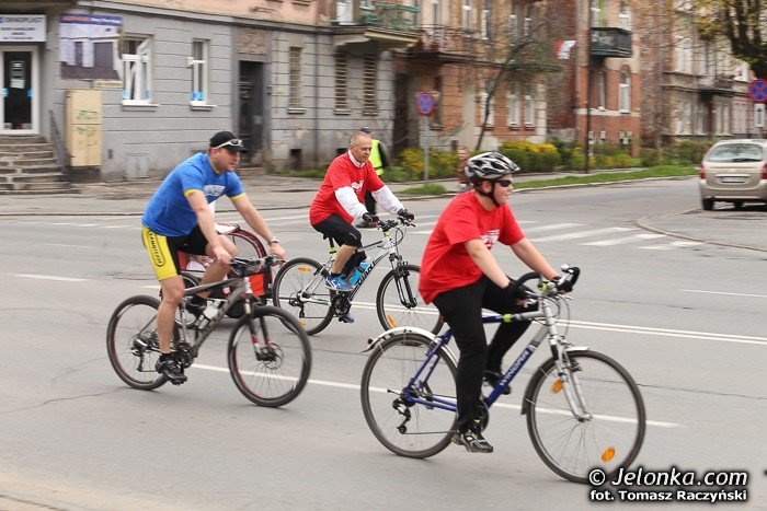 biaoczerwona-parada-na-rowerach-w-swietnych-humorach-foto-46292
