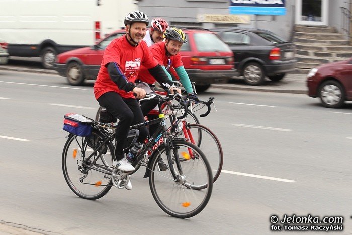 biaoczerwona-parada-na-rowerach-w-swietnych-humorach-foto-46292